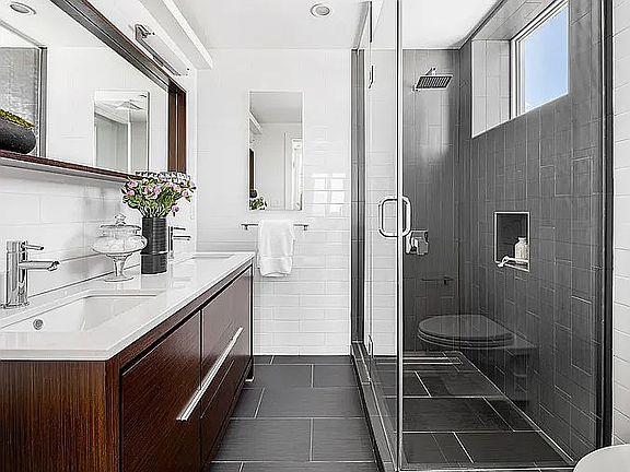 5th image of 764 Metropolitan Ave #4A
