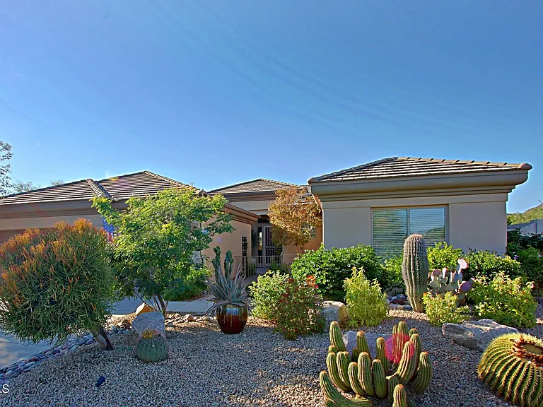 6884 E Amber Sun Dr — Photo 1