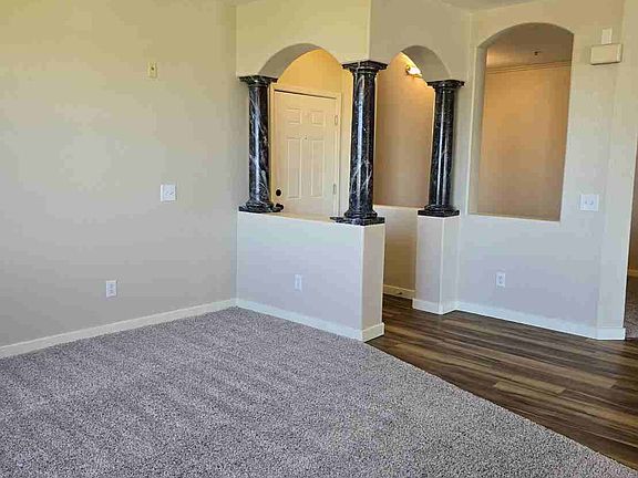 3rd image of 8964 Fox Dr #9