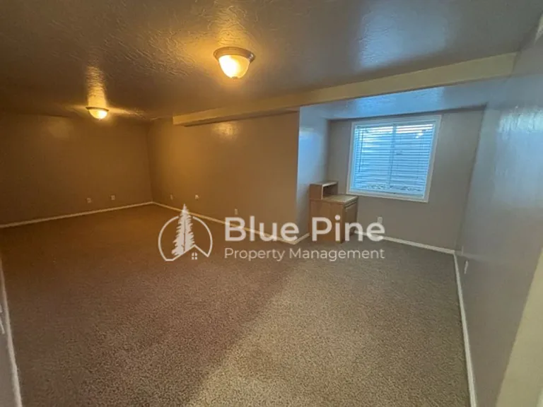 3904 E Lorna Ave — Photo 13