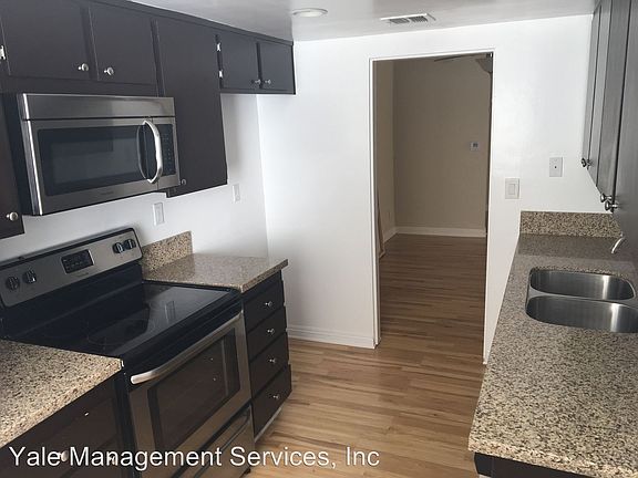 4th image of 5038 Hazeltine Ave APT 306