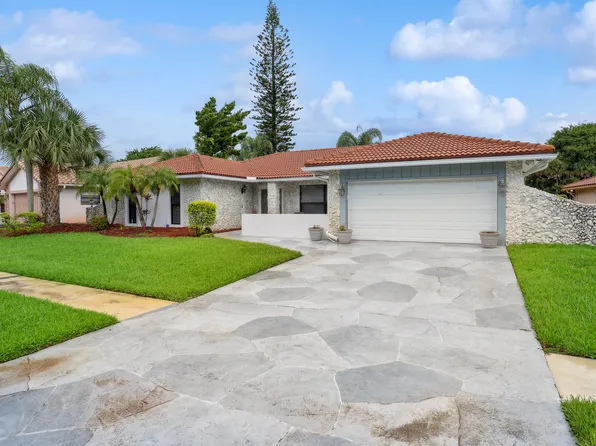 19999 Back Nine Drive, Boca Raton, FL 33498