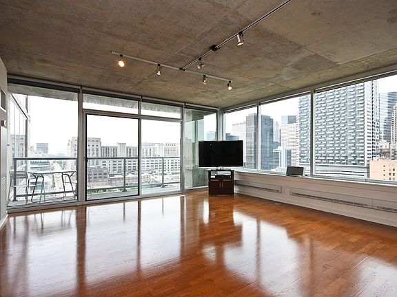 2nd image of 611 S Wells St #1603