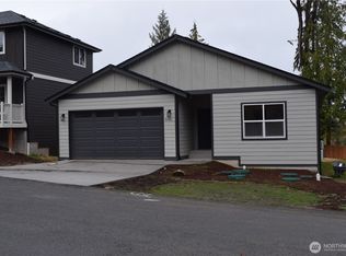 7081 E Bullseye St, Port Orchard, WA