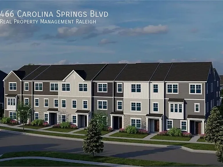 466 Carolina Springs Blvd — Photo 2