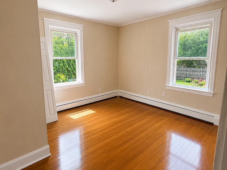 12-14 Whitney St #2 — Photo 9