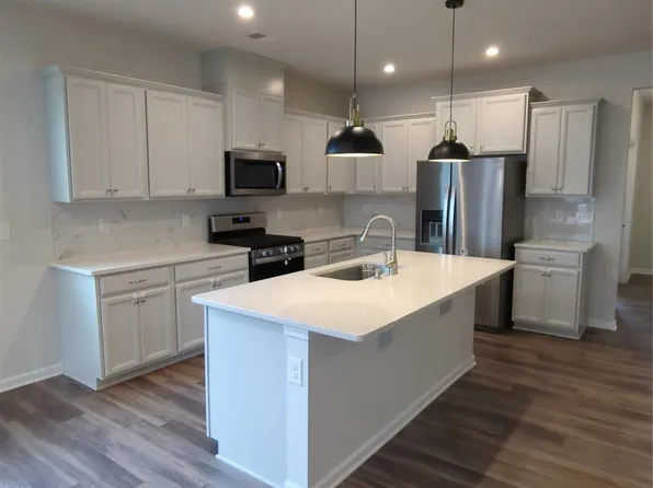 3206 Cheyney Park Dr, Charlotte, NC 28269