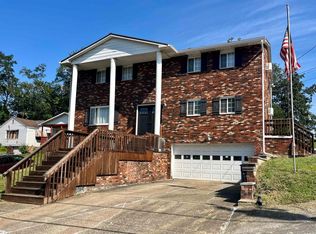 5010 W Pea Ridge Rd, Huntington, WV 25705