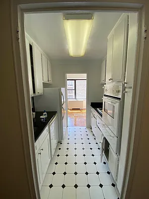 Rented by Olympia House Delaware LP | media 30