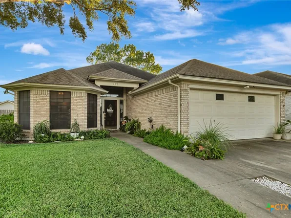 107 Windwood Ln, Victoria, TX 77904