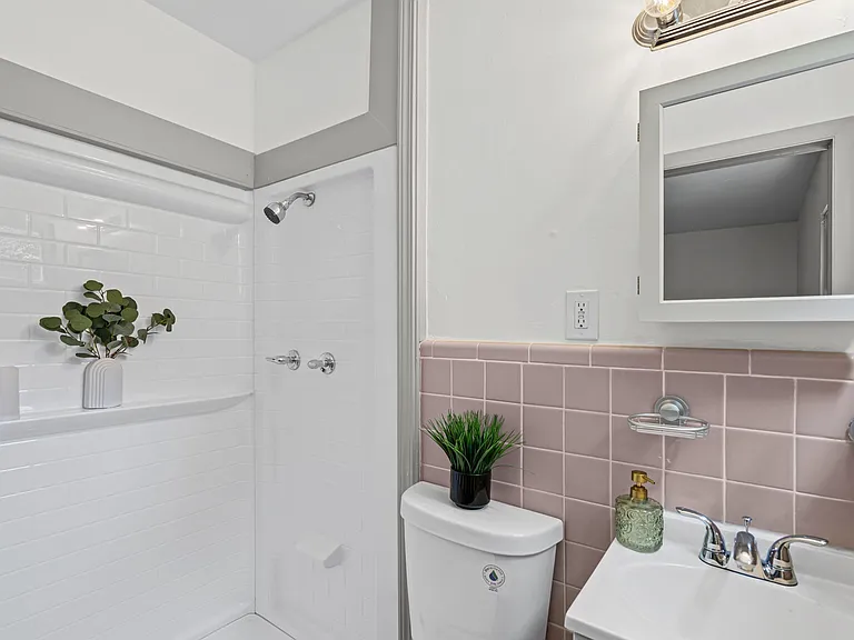 7809 Rosewood Dr — Photo 26