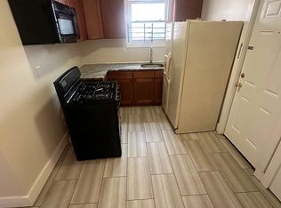 254 21st St #G1, Irvington, NJ 07111