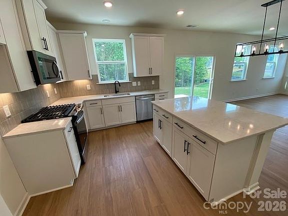 4th image of 12559 Forager Pl
