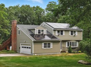 27 Pinecrest Ln, Durham, NH 03824