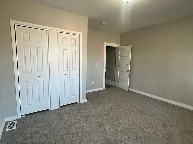 320 Maclay St — Photo 25
