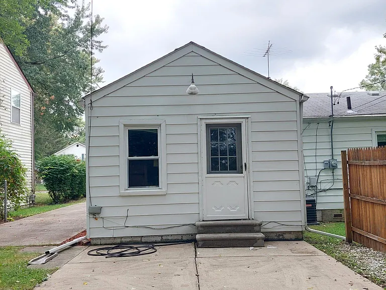 15024 Lyons St — Photo 13