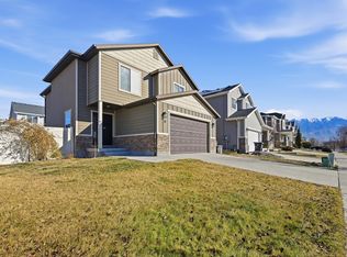 35 E Water Ln, Vineyard, UT 84059