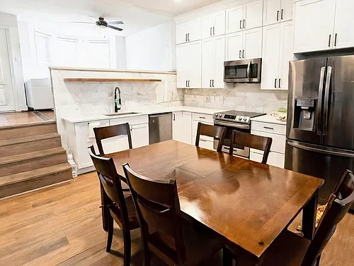 10 Ellingwood St Photo 1