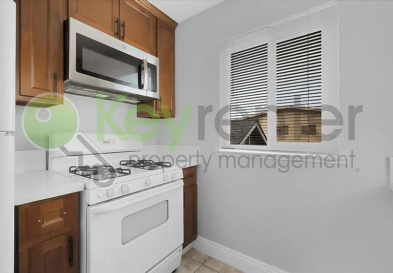 5726 Falconer Way #6 — Photo 4