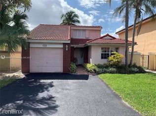 17432 NW 63rd Ct, Hialeah, FL 33015