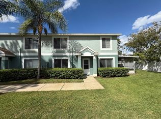 2201 Fluorshire Dr, Brandon, FL 33511