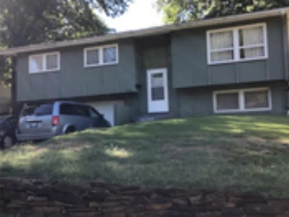 3607 SW 30th Ter, Topeka, KS 66614