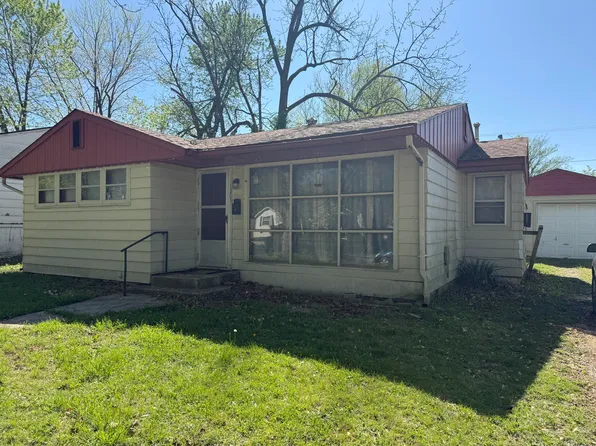 1005 S Park Avenue, Aurora, MO 65605