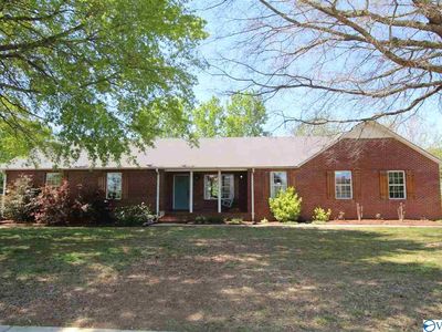 1806 Lillian Dr, Athens, AL, 35611