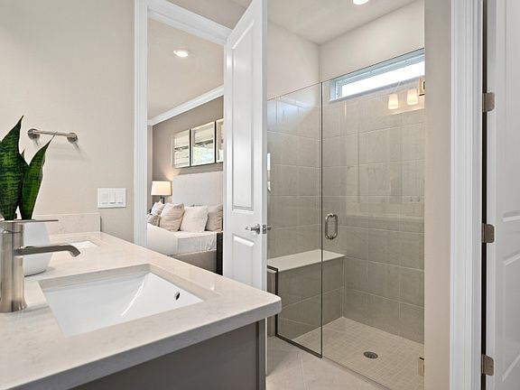 Owners Bath