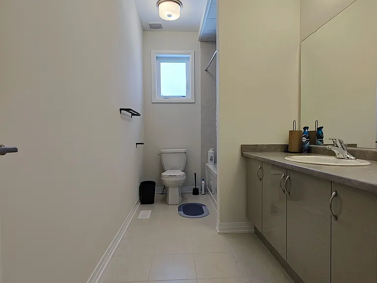 3737 Lakepoint Dr — Photo 6