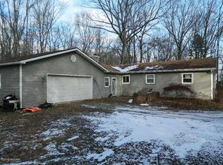 805 Barber Rd, Hastings, MI 49058