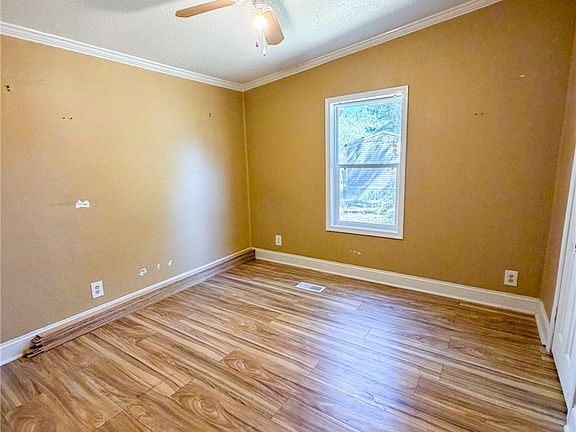 2nd image of 6322 Aladdin Dr