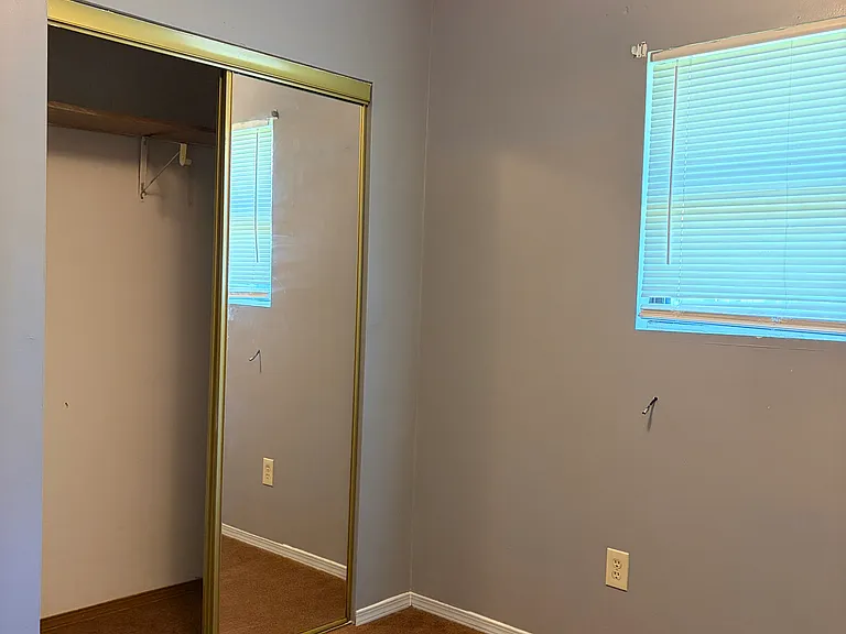 1006 E Griggs St #B — Photo 2