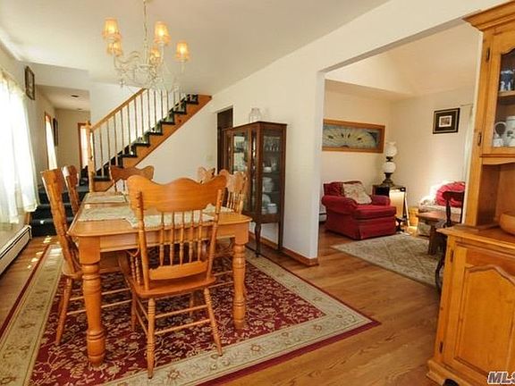 3rd image of 81C Georgia Ave