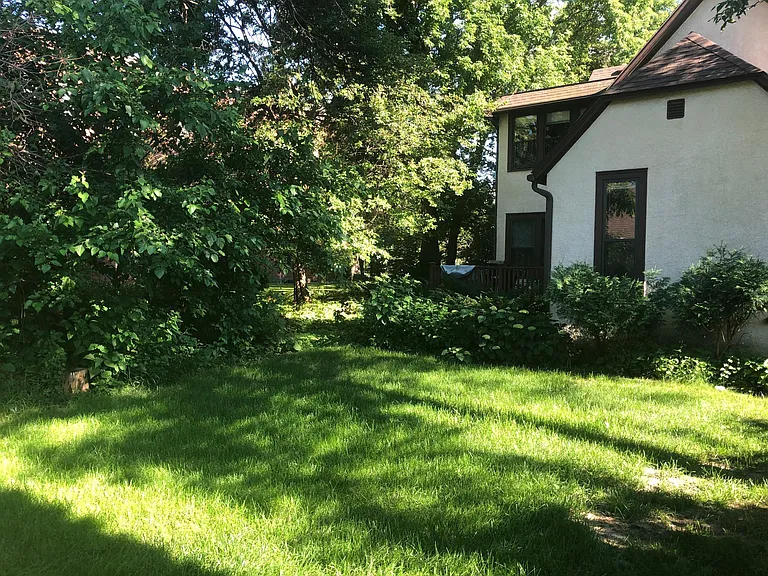 573 Laurel Ave #1 — Photo 3