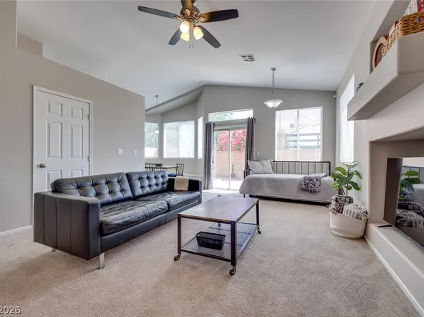9588 Ensworth St, Las Vegas, NV 89123