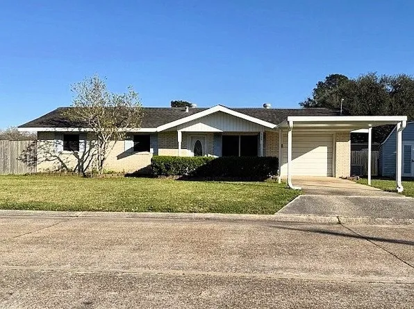 906 Saturn Rd, Morgan City, LA 70380