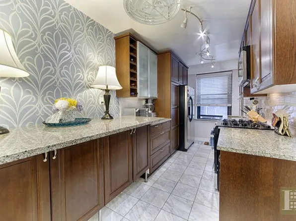 415 Grand Street image 1 of 9