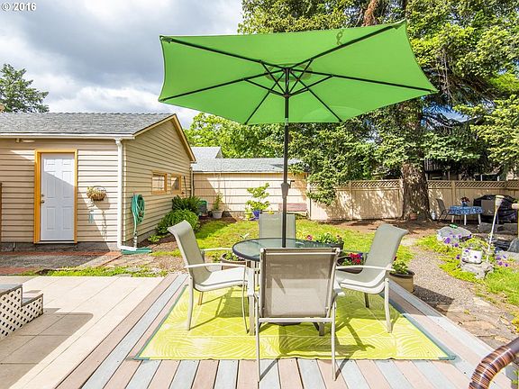 Rear deck