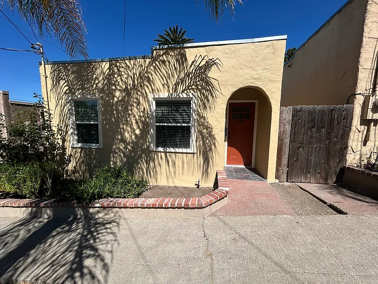 601 Miller Ave — Photo 1