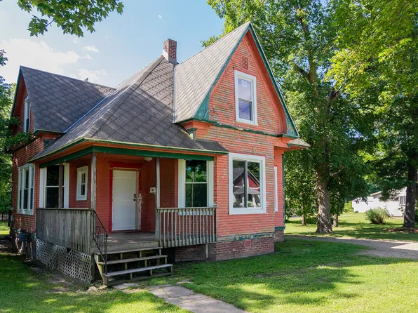205 W Sherwood St, Decatur, MI 49045