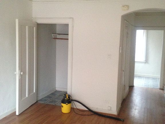 2nd image of 5220 S Harper Ave APT 206