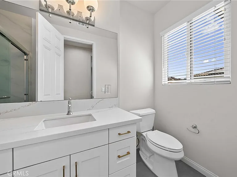 314 S Moore #B — Photo 19