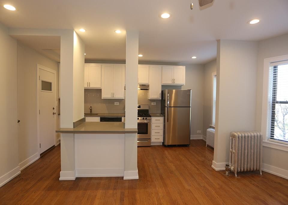 1st image of 1940 W Wilson Ave #2VI