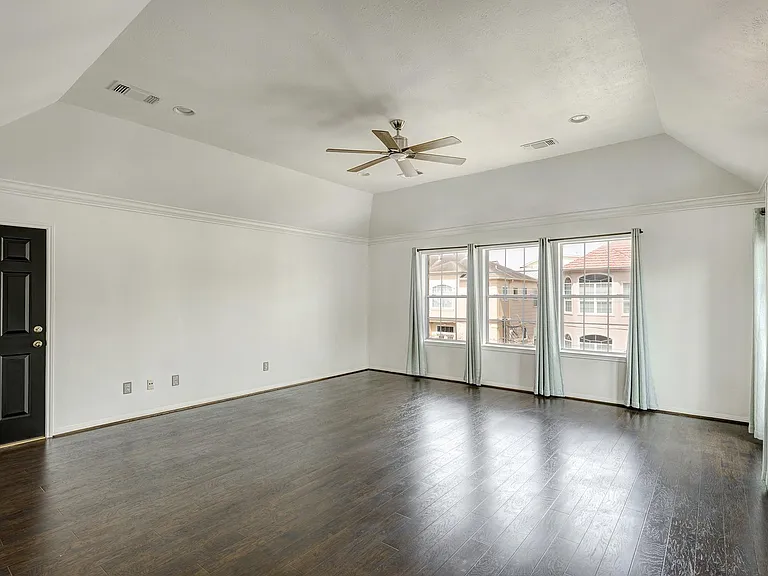 5207 Blossom St — Photo 21