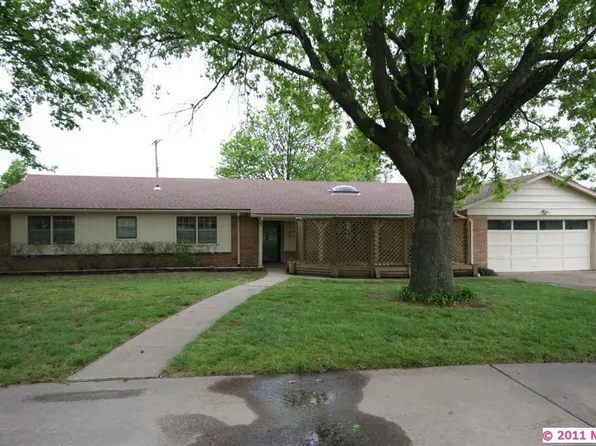 3866 E 56th St S, Tulsa, OK 74135