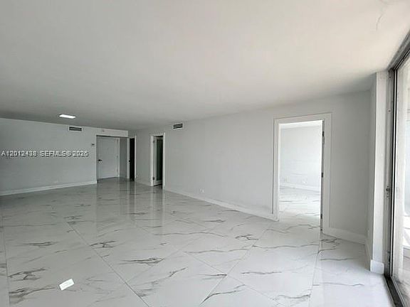 5th image of 6039 Collins Ave APT 1033