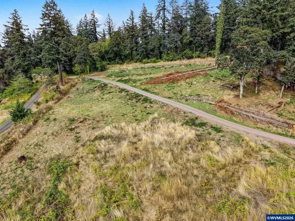 5584 Juntura Ave SE, Salem, OR 97317