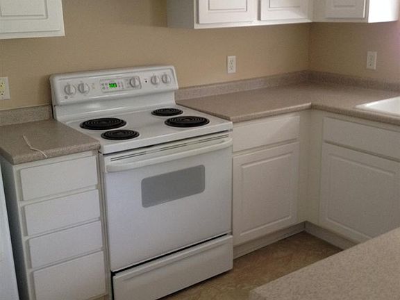 2nd image of 1410 Willoughby Park Ct Unit 1
