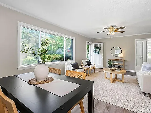 7652 Rainbow Dr — Photo 7